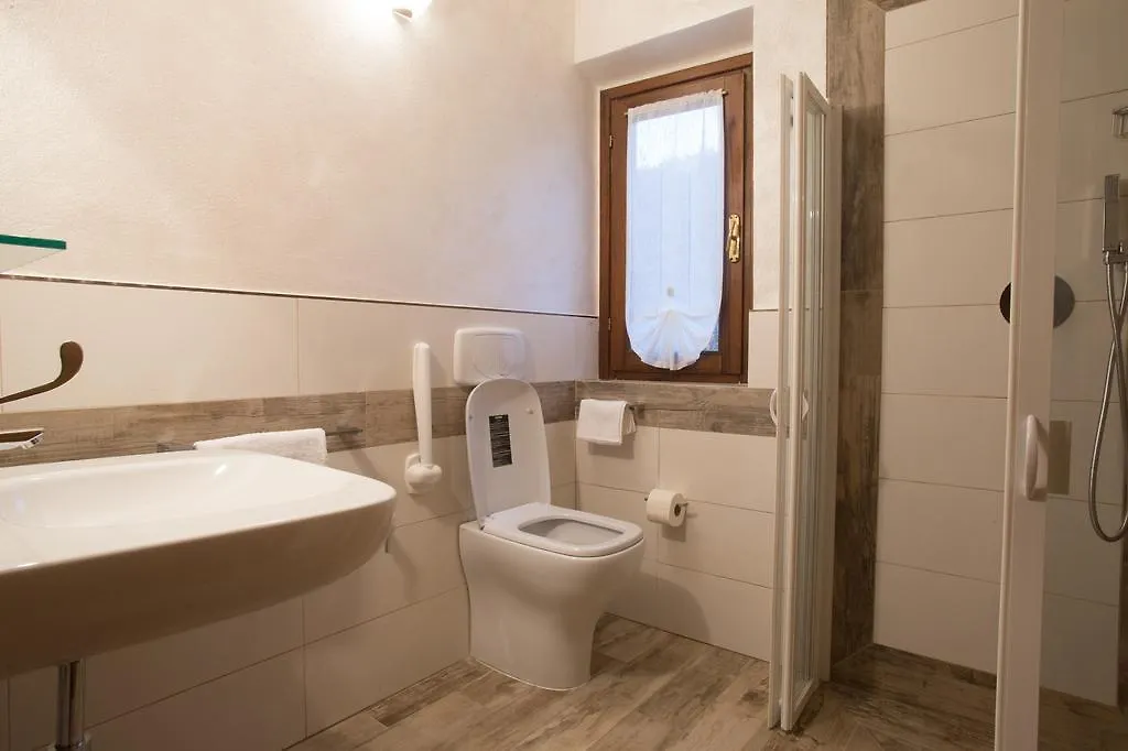 Villa Borgo Dei Gigli à Lamporecchio 0*,